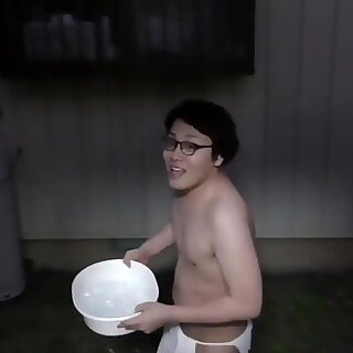 Japansk berømt Homofil Gutt Simoyaka Ice Bucket Challenge